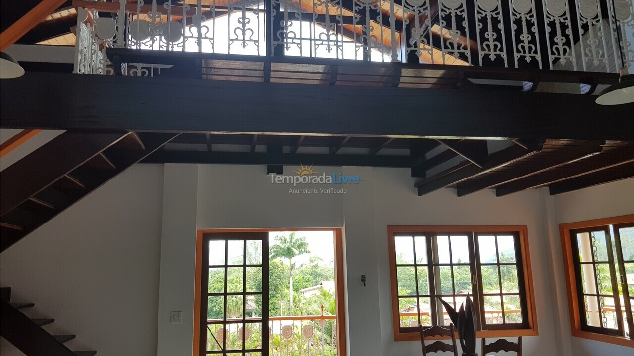 Casa para alquiler de vacaciones em Ubatuba (Lagoinha)