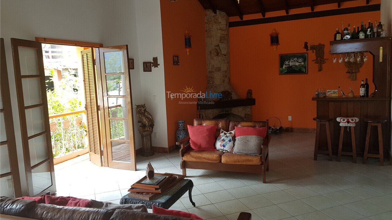 Casa para alquiler de vacaciones em Ubatuba (Lagoinha)