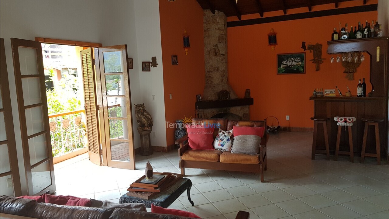 Casa para alquiler de vacaciones em Ubatuba (Lagoinha)