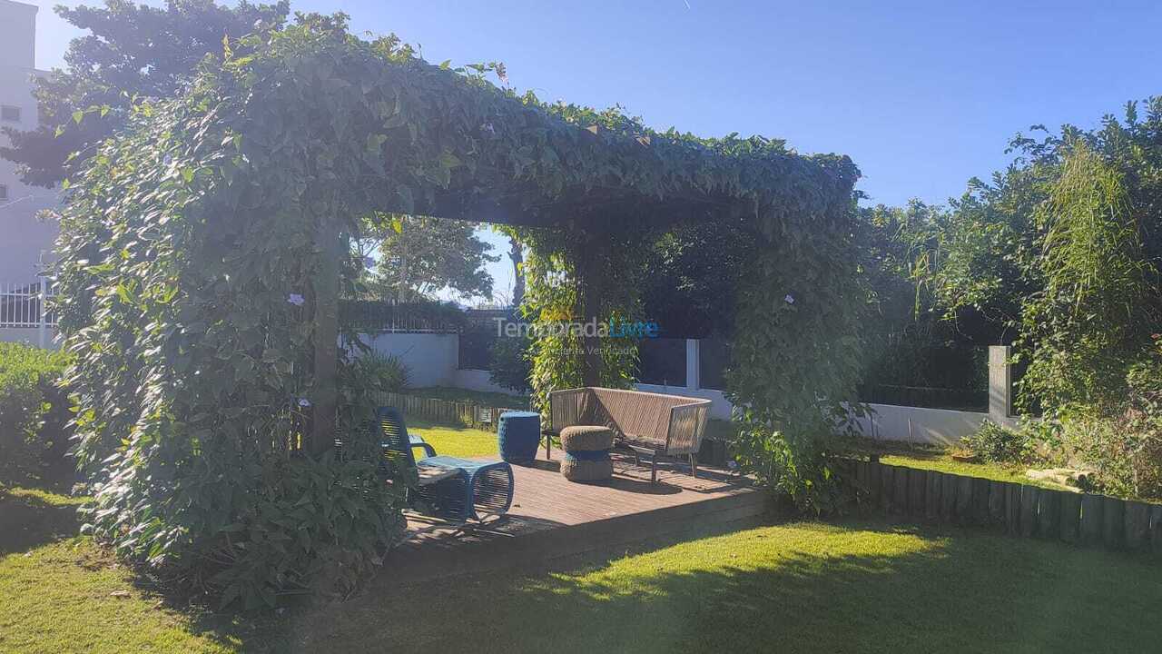 Casa para alquiler de vacaciones em Bombinhas (Canto Grande)