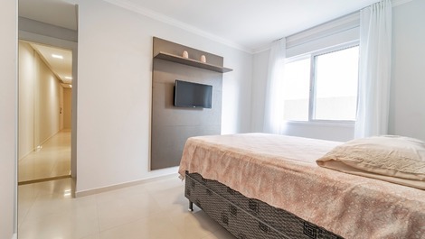 Suíte com cama de casal