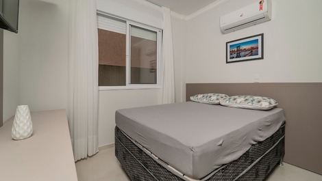 Suíte com cama de casal