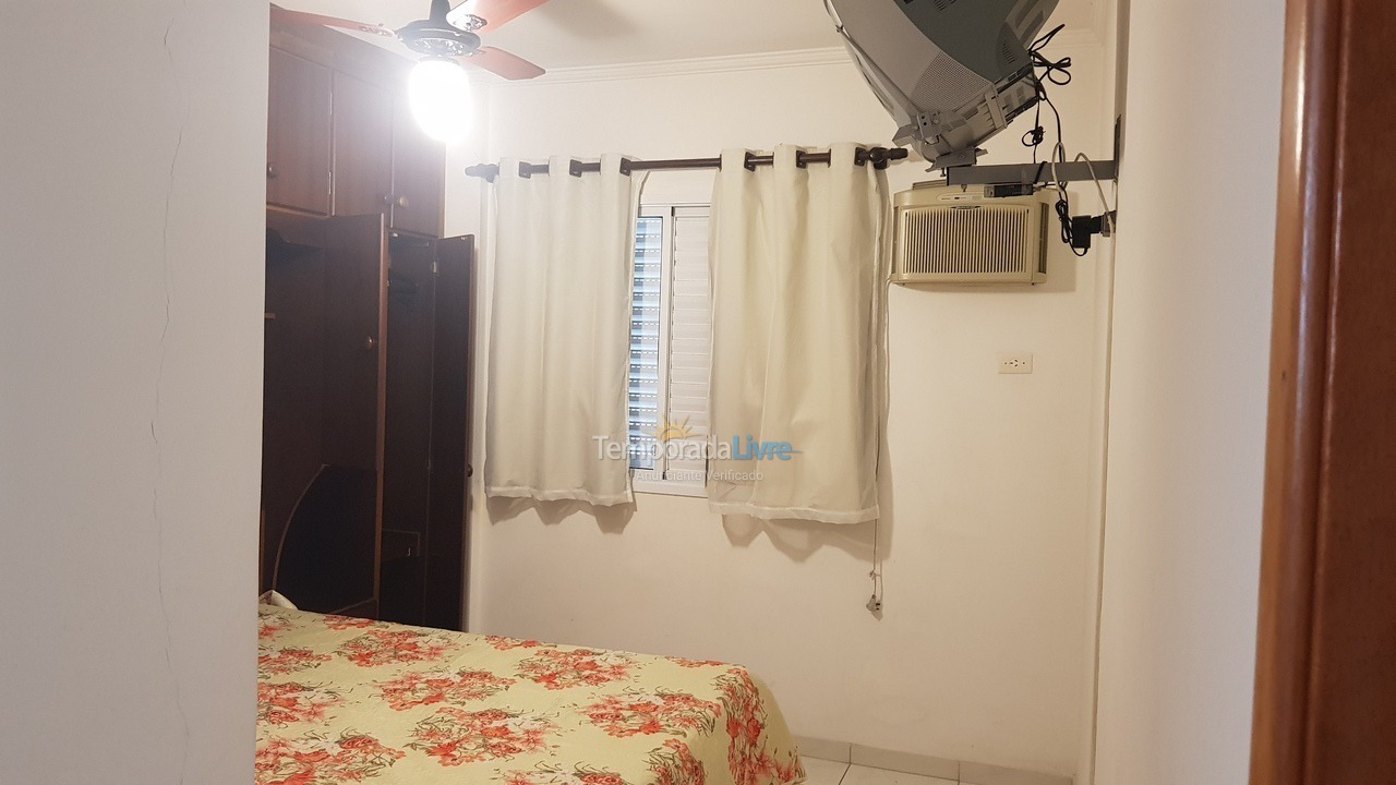 Apartamento para aluguel de temporada em Praia Grande (Vila Tupi)