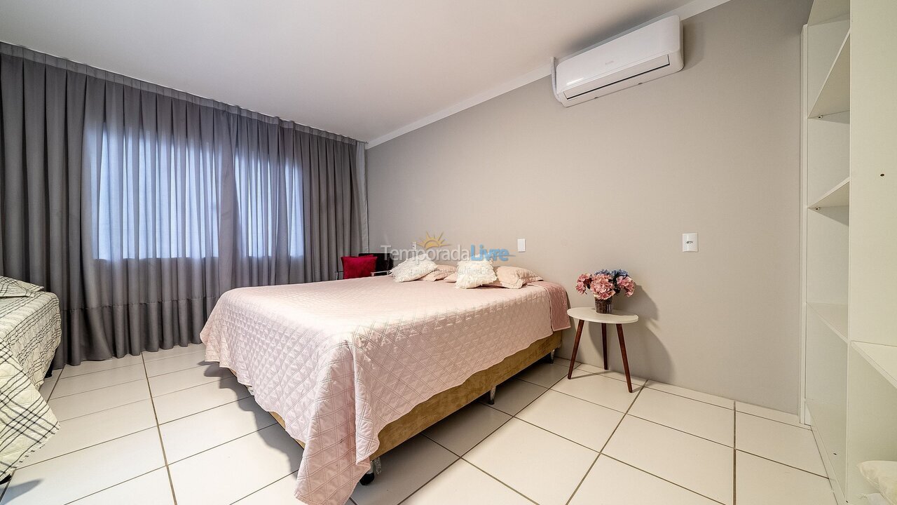 Casa para aluguel de temporada em Bombinhas (Mariscal)