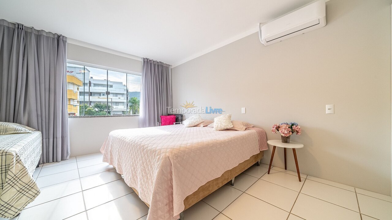 Casa para aluguel de temporada em Bombinhas (Mariscal)