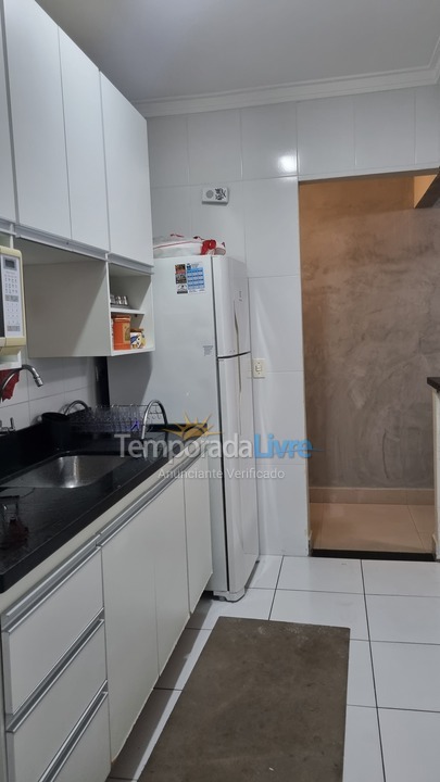 Apartamento para aluguel de temporada em Guarujá (Enseada)