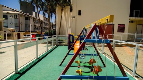 Top floor apartment with sea view