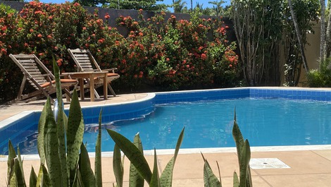 House 7 bedrooms beach of Taperapuan 150 meters from the sea.