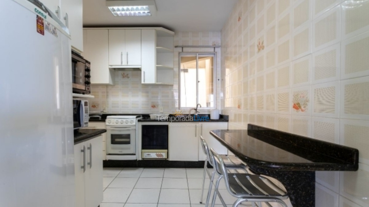 Apartamento para alquiler de vacaciones em Itapema (Meia Praia)