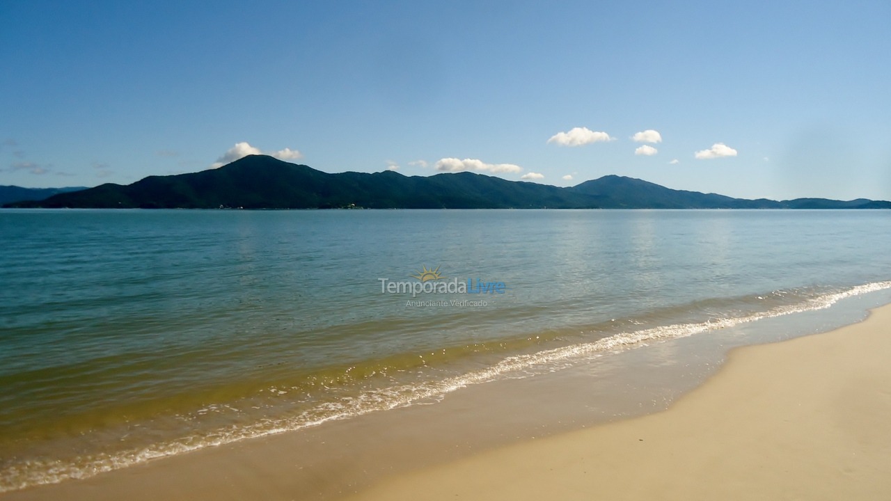 Casa para aluguel de temporada em Florianopolis (Daniela)