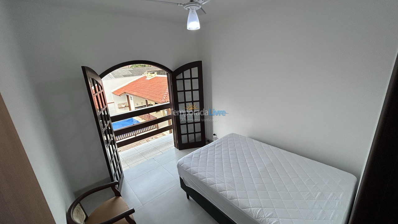 Casa para aluguel de temporada em Guaratuba (Coroados)