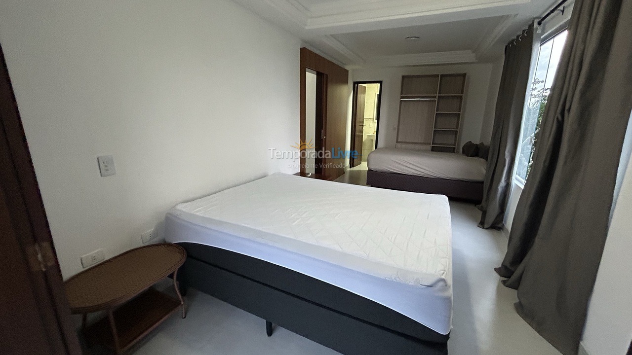 Casa para aluguel de temporada em Guaratuba (Coroados)