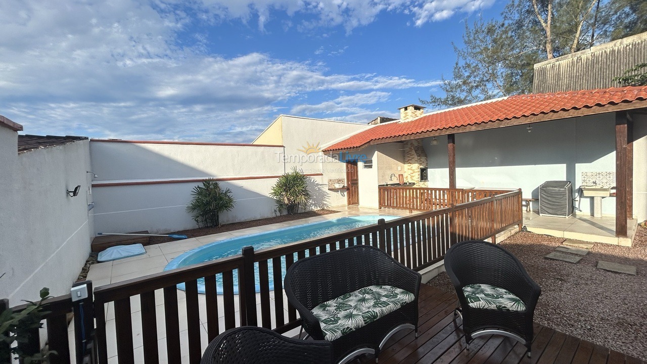 Casa para aluguel de temporada em Guaratuba (Coroados)