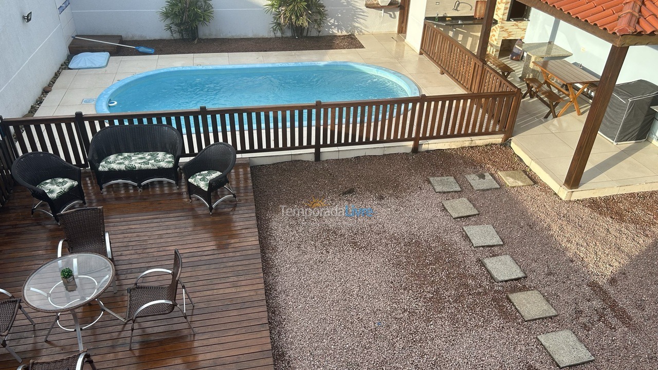 Casa para aluguel de temporada em Guaratuba (Coroados)