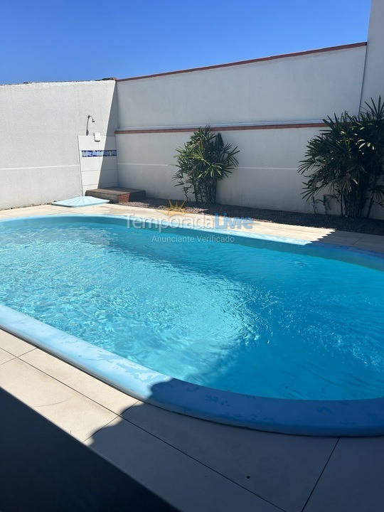 Casa para aluguel de temporada em Guaratuba (Coroados)