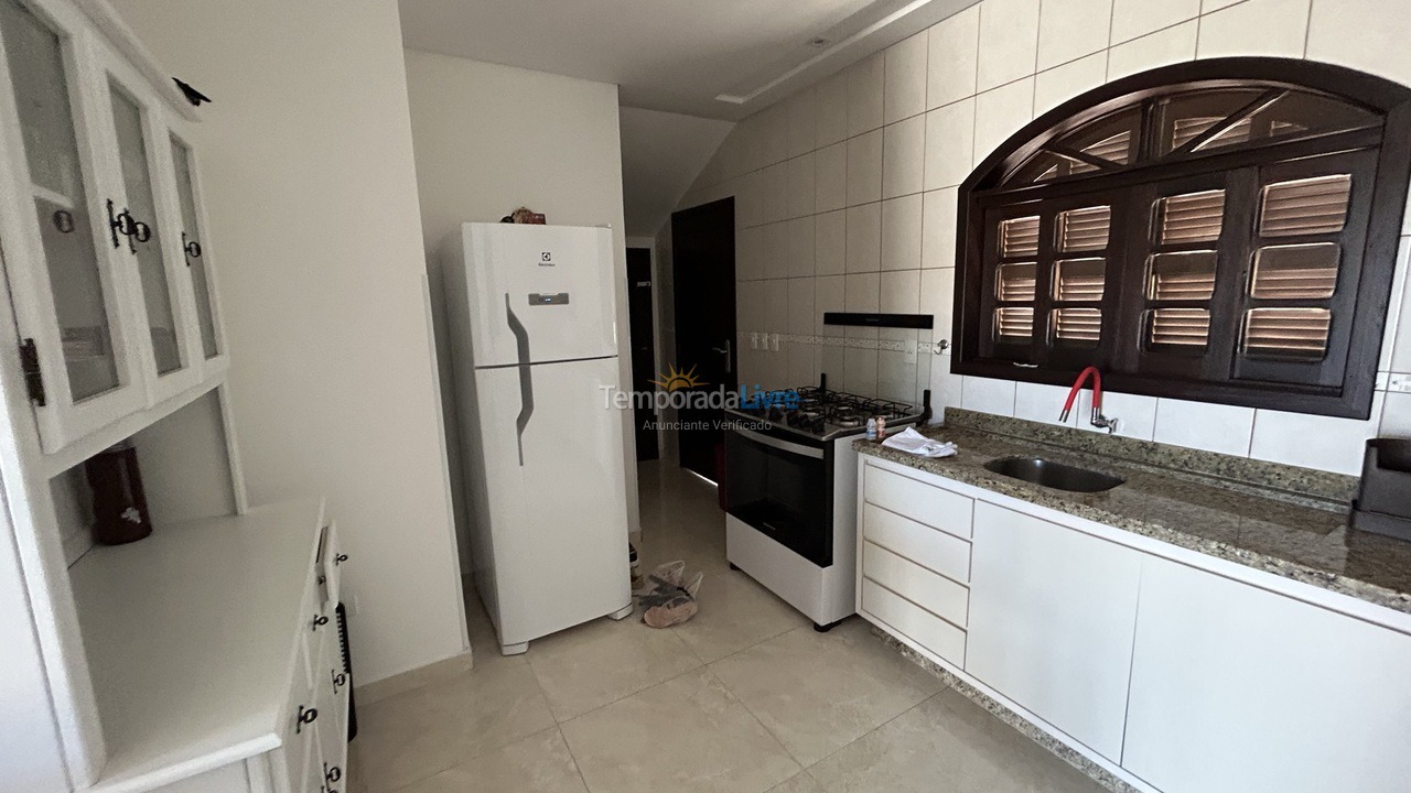 Casa para aluguel de temporada em Guaratuba (Coroados)