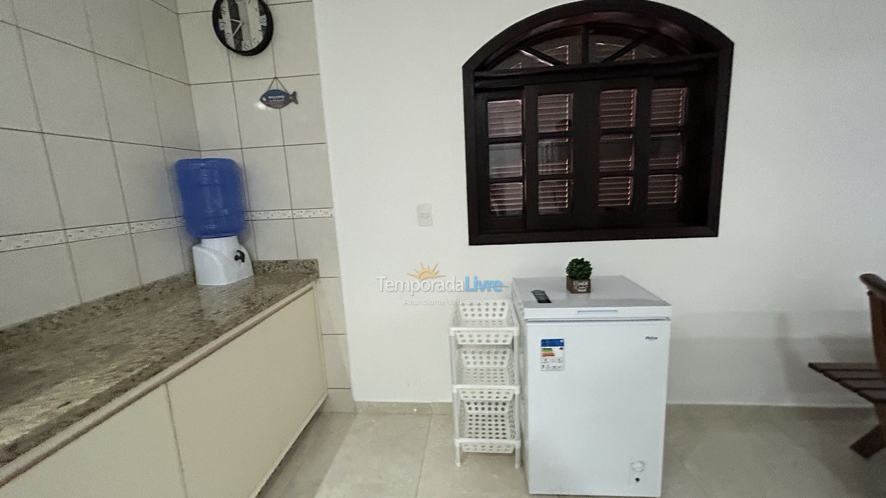 Casa para aluguel de temporada em Guaratuba (Coroados)