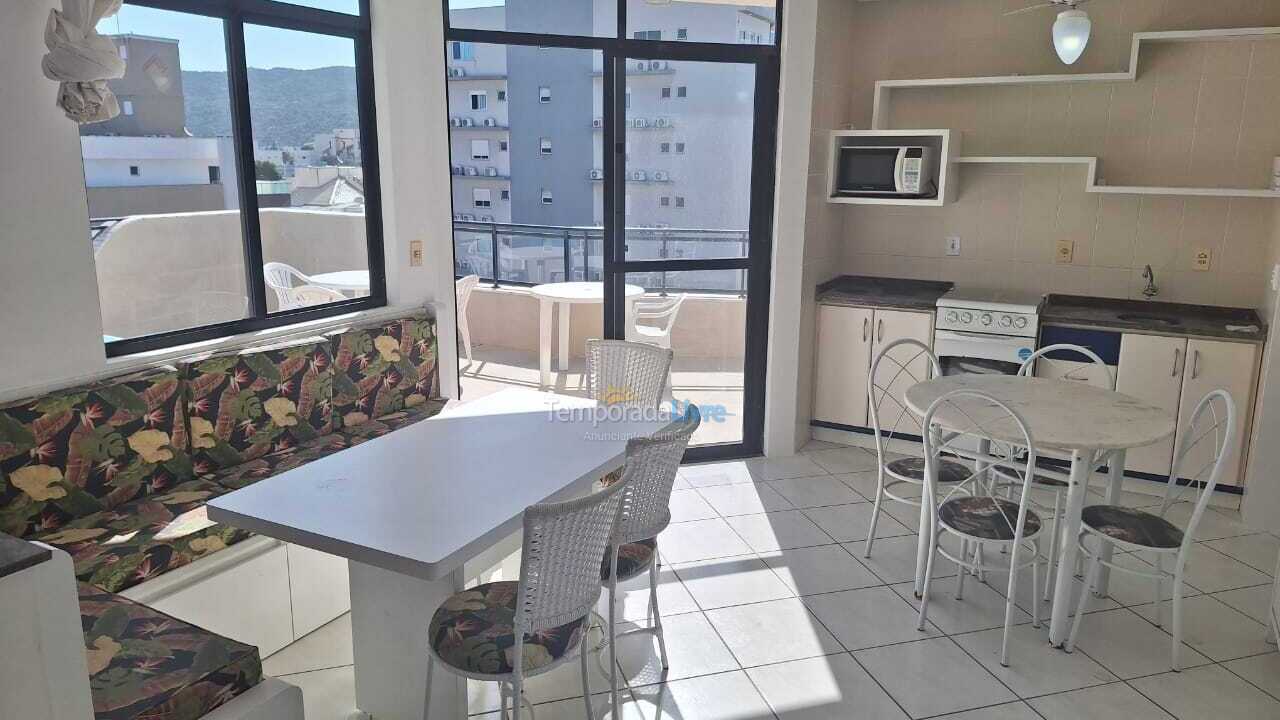 Apartment for vacation rental in Bombinhas (Praia de Bombas)