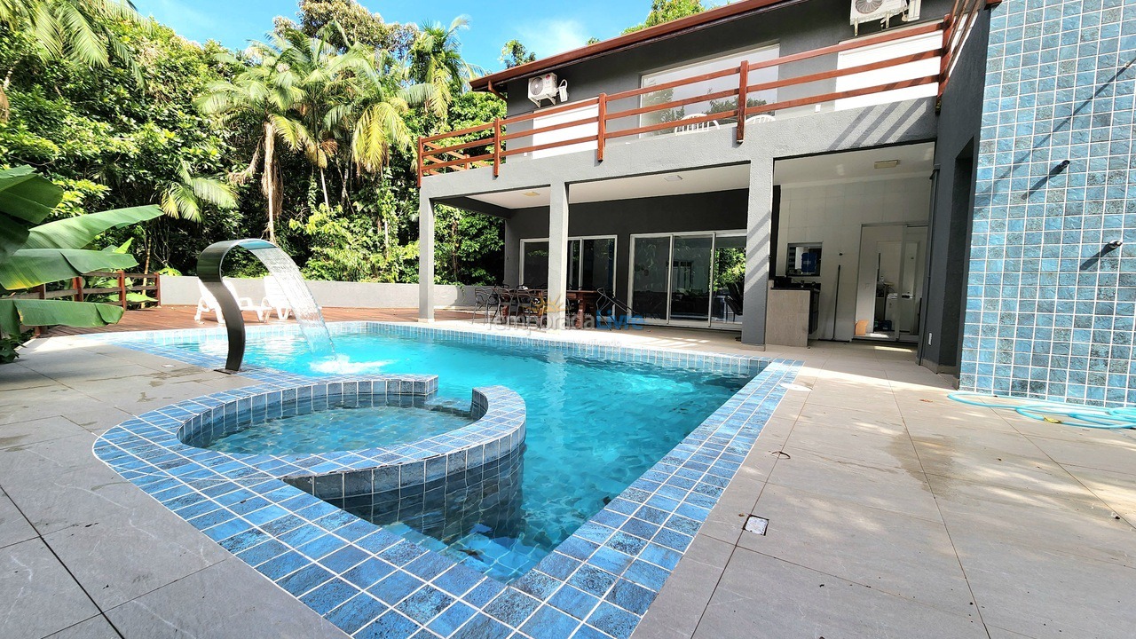 Casa para aluguel de temporada em Bertioga (Costa do Sol)