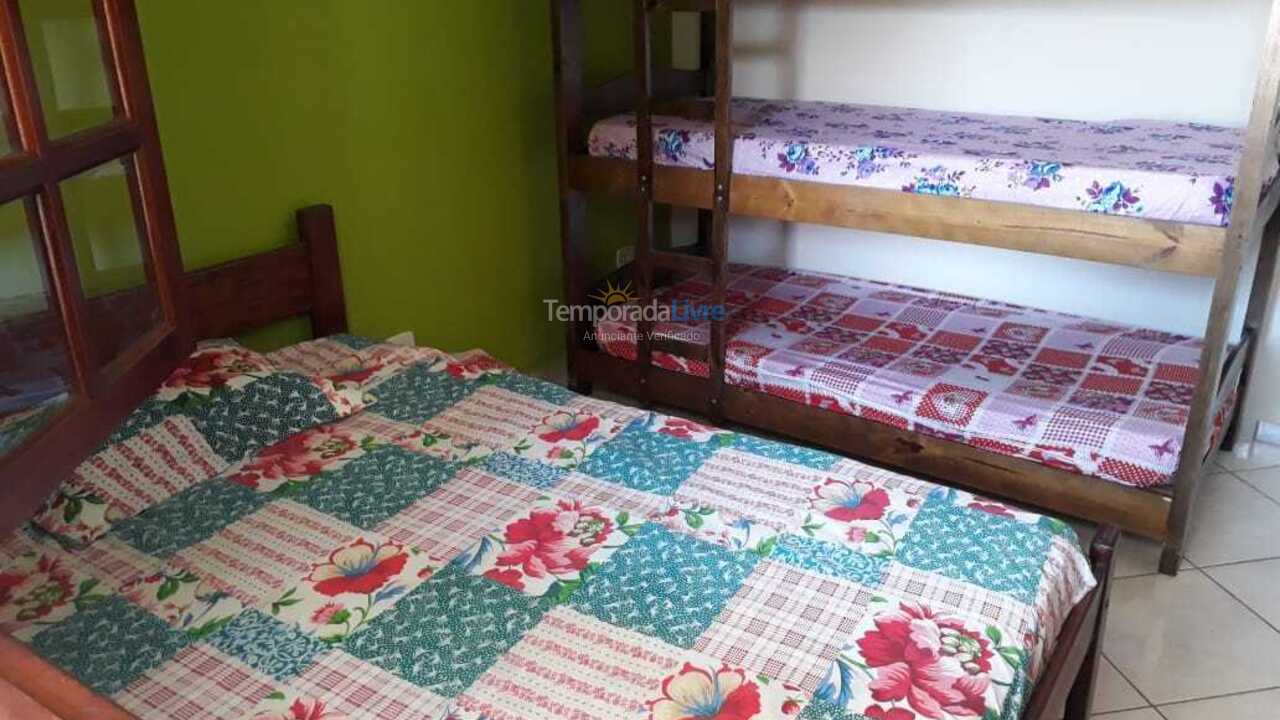 Casa para aluguel de temporada em Ubatuba (Pereque Mirim)