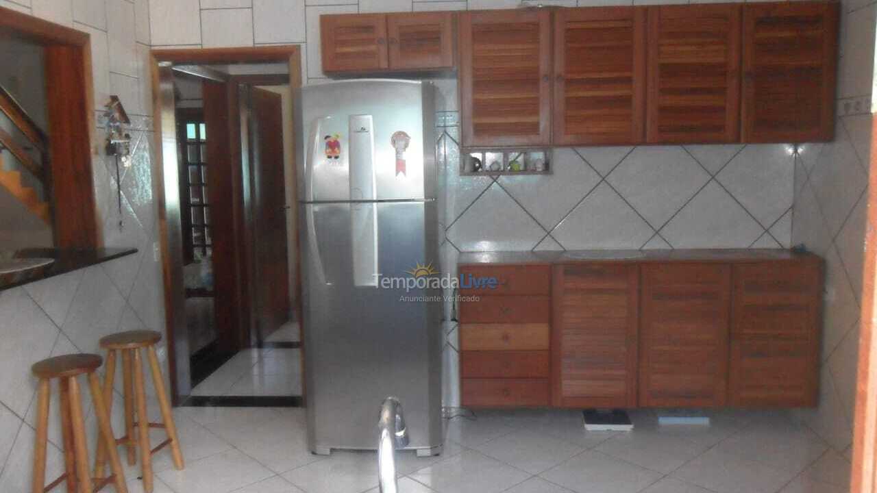 Casa para aluguel de temporada em Ubatuba (Pereque Mirim)