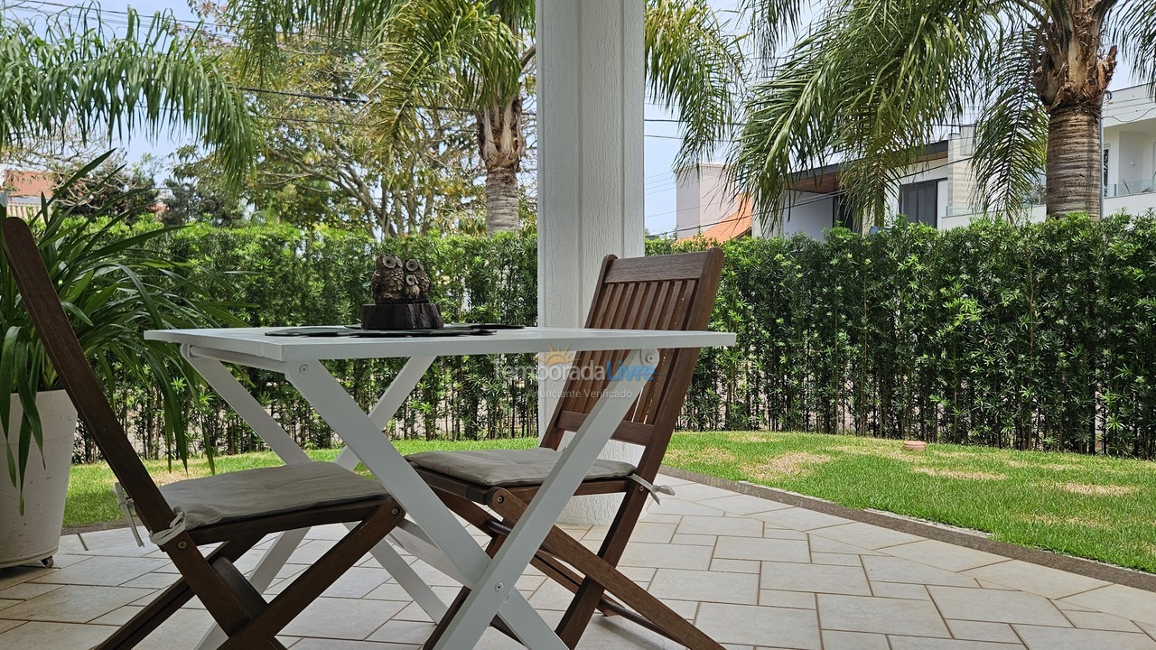 Casa para aluguel de temporada em Florianopolis (Jurerê Internacional)
