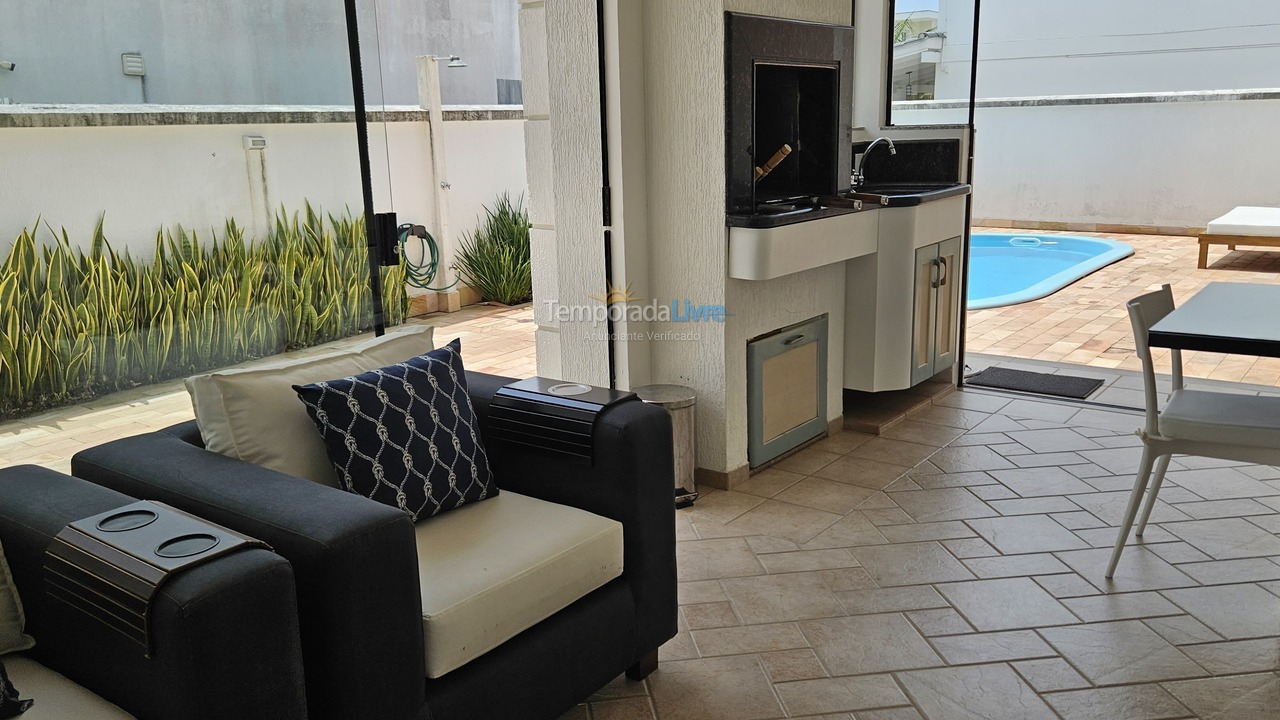 Casa para aluguel de temporada em Florianopolis (Jurerê Internacional)