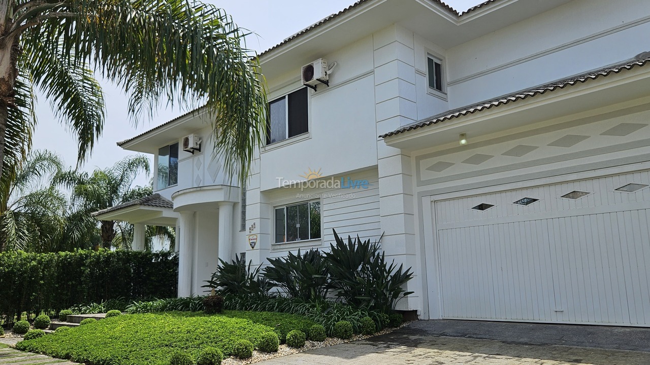 Casa para aluguel de temporada em Florianopolis (Jurerê Internacional)
