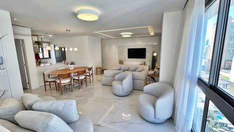 Ed Torre de Mallorca season: 3 suites // barbecue