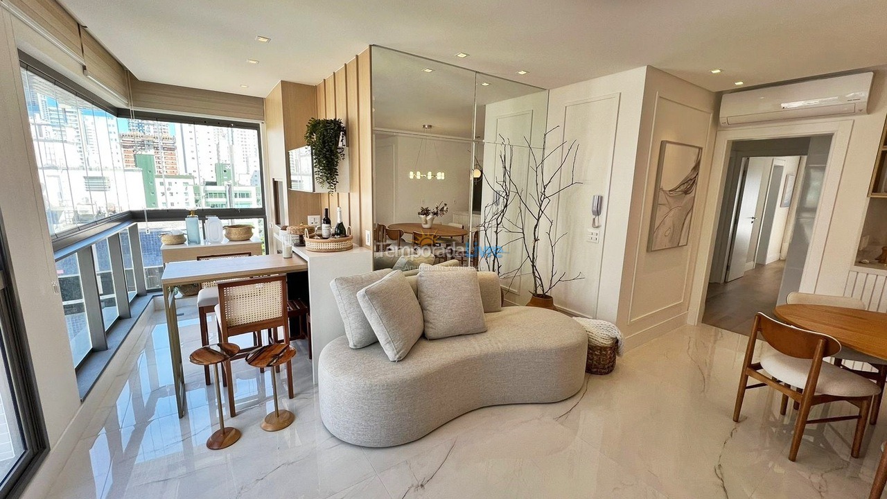 Apartment for vacation rental in Balneário Camboriú (Praia Central)