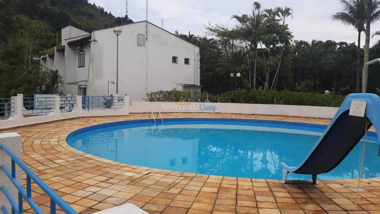 Casa para aluguel de temporada em Ubatuba (Enseada)