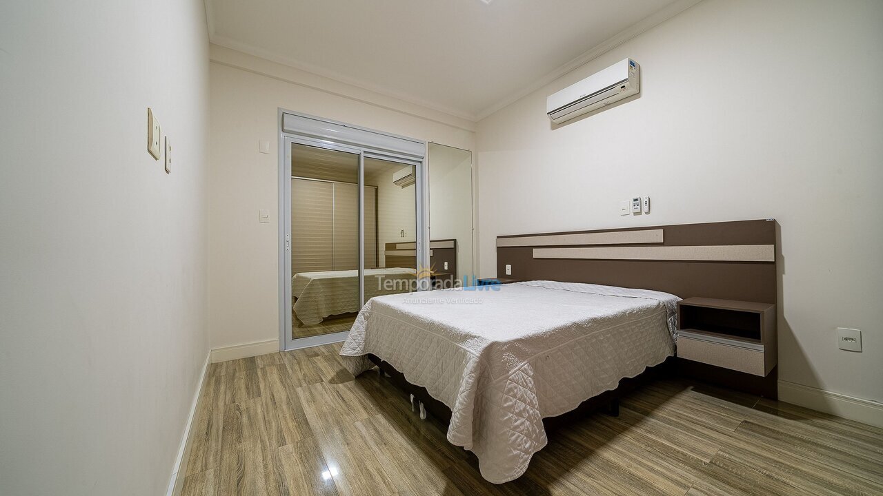 Apartamento para aluguel de temporada em Bombinhas (Praia de Bombas)