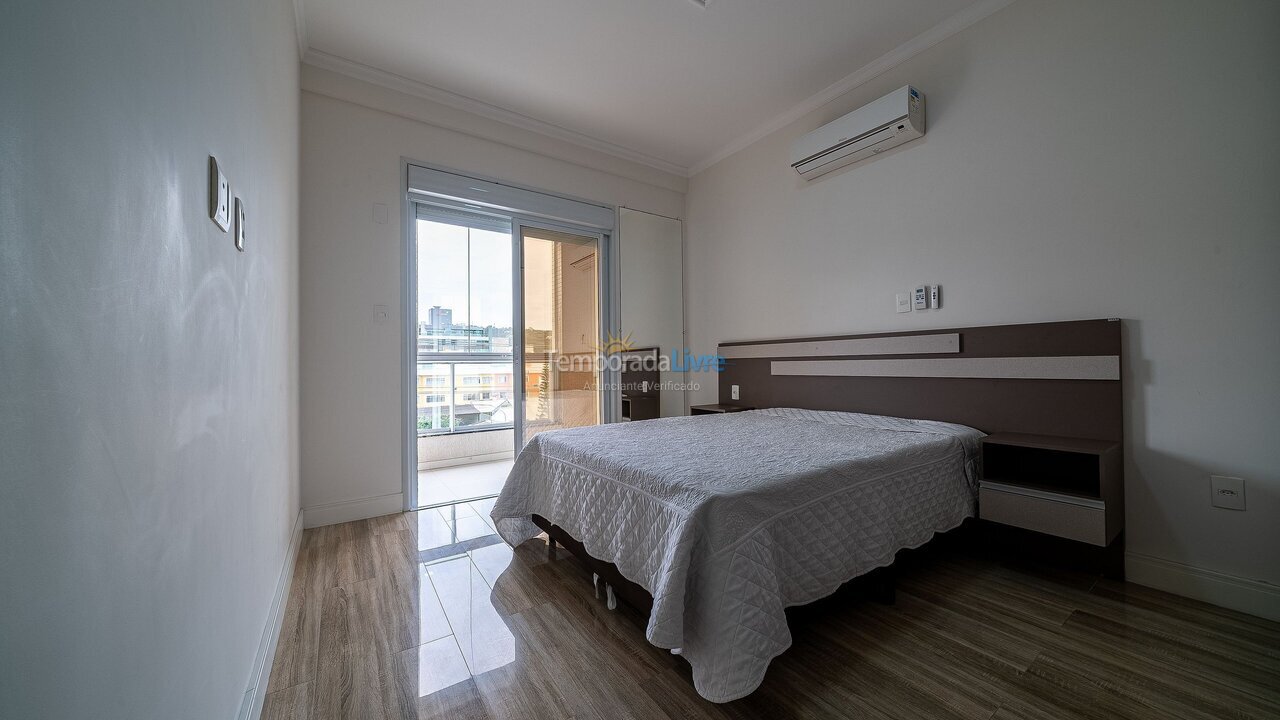 Apartamento para aluguel de temporada em Bombinhas (Praia de Bombas)