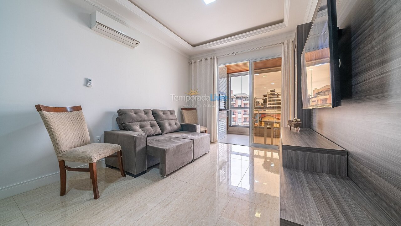 Apartamento para aluguel de temporada em Bombinhas (Praia de Bombas)