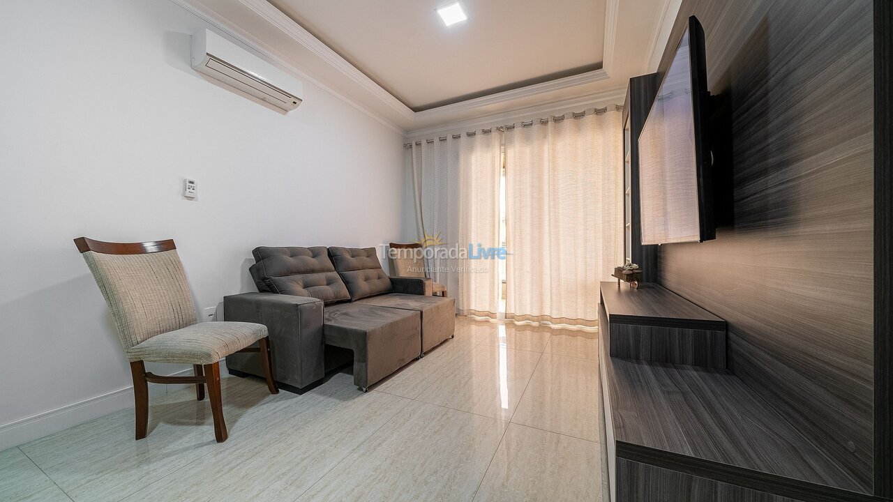 Apartamento para aluguel de temporada em Bombinhas (Praia de Bombas)