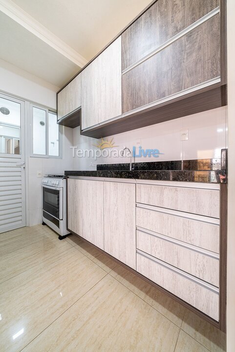 Apartamento para aluguel de temporada em Bombinhas (Praia de Bombas)