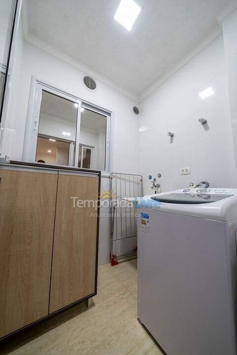 Apartamento para aluguel de temporada em Bombinhas (Praia de Bombas)