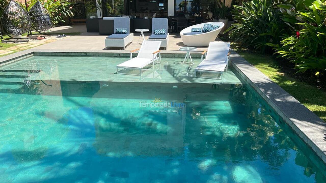 Casa para aluguel de temporada em São Sebastião (Maresias)