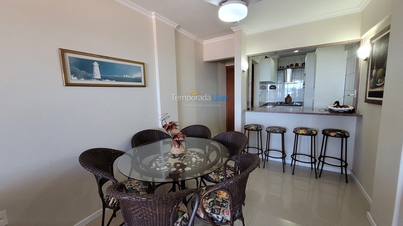 Apartamento para aluguel de temporada em Bombinhas (Praia de Bombas)