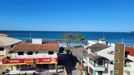 APTO 2 QUARTOS E VISTA MAR EM BOMBAS