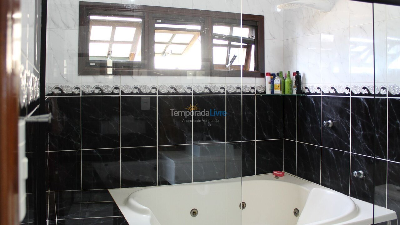 Casa para aluguel de temporada em Itanhaém (Suarão)