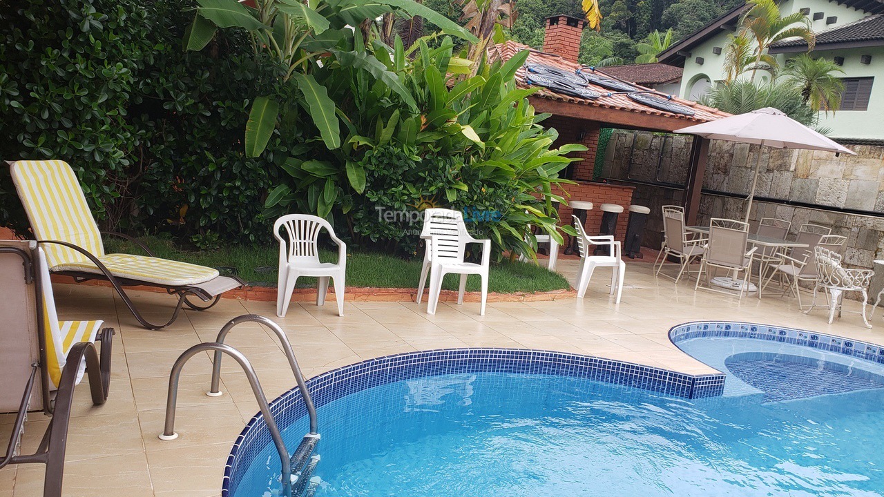 Casa para aluguel de temporada em Guarujá (Praia do Pernambuco)