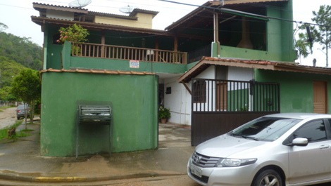 CASA PRAIA ENSEADA 3 BEDROOMS 7 MINUTES WALK FROM THE SEA