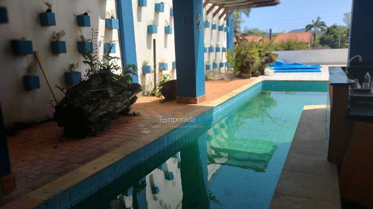 Casa para alquiler de vacaciones em Ubatuba (Lagoinha)