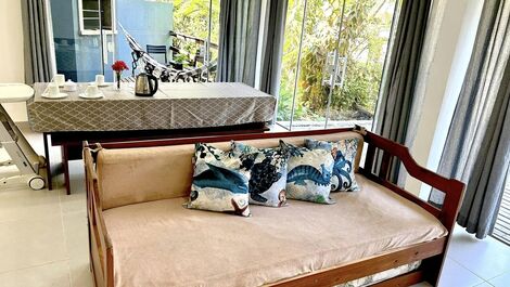 HOUSE IN MARISCAL MÁRMORE IN THE MIDDLE OF NATURE