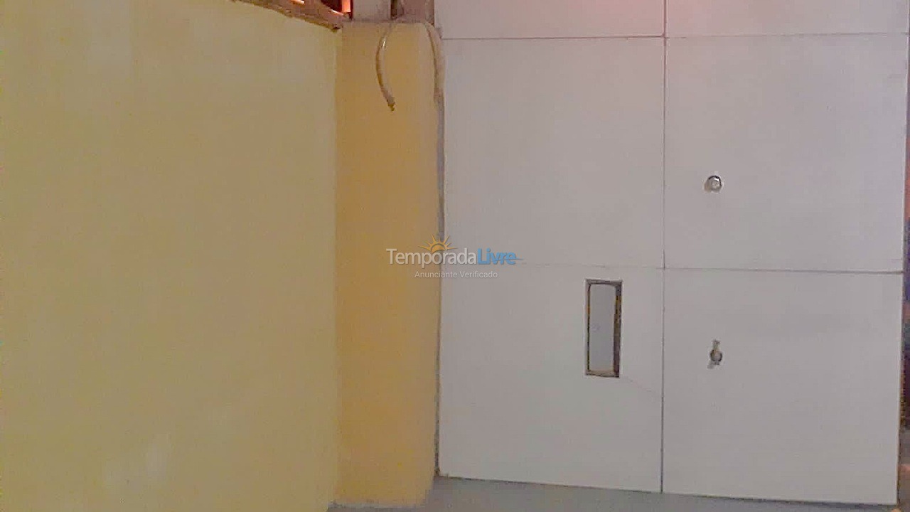 Casa para aluguel de temporada em Itanhaém (Balneario Jequetiba)