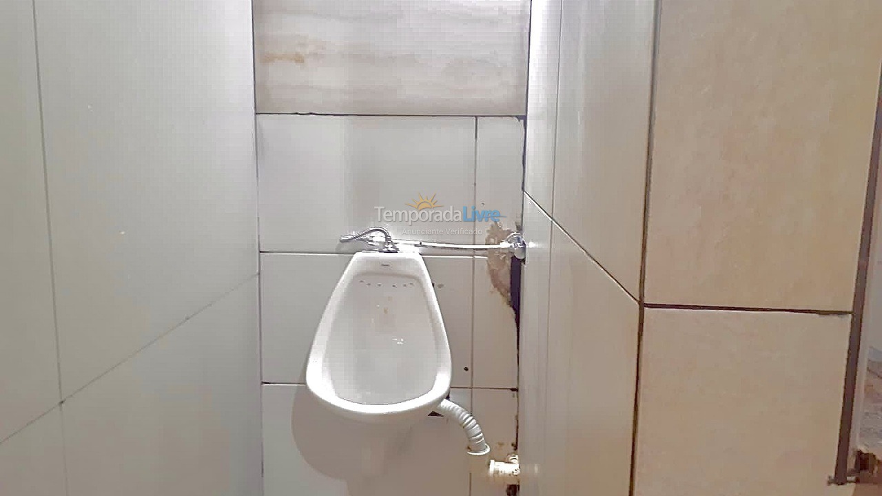 Casa para aluguel de temporada em Itanhaém (Balneario Jequetiba)