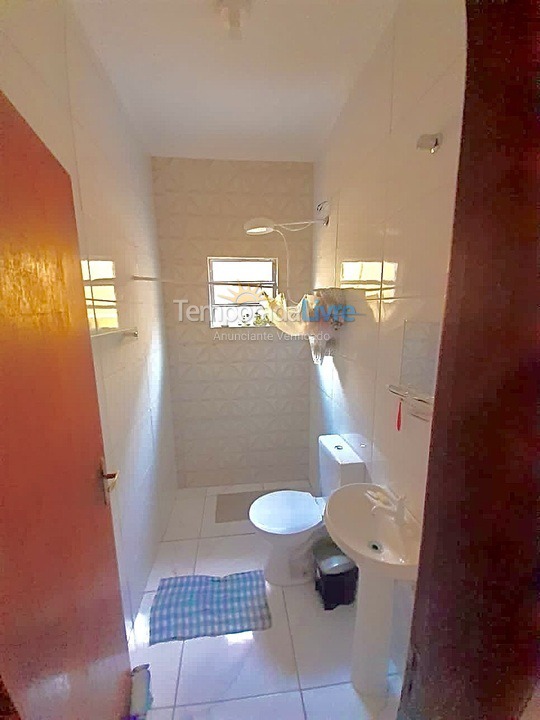 Casa para aluguel de temporada em Itanhaém (Balneario Jequetiba)