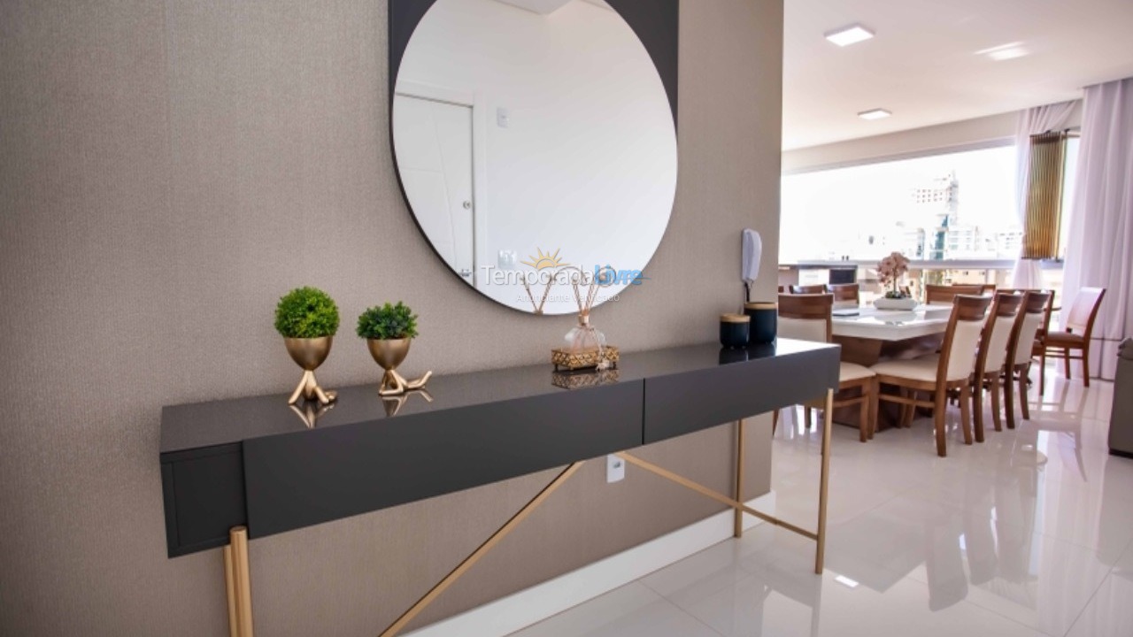 Apartamento para alquiler de vacaciones em Itapema (Meia Praia)