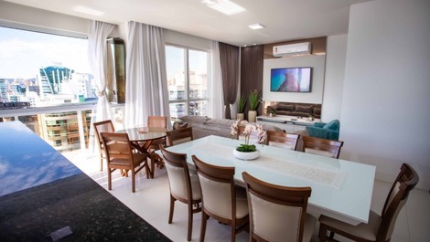 APARTAMENTO 4 SUITES VISTA AL MAR EN ITAPEMA